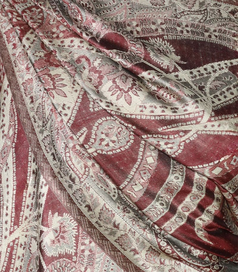 alt="Delikatny bordowy szal jedwabny paisley 100% jedwab naturalny damski do płaszcza 70x200"
