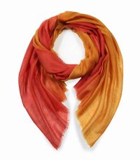 alt="Delikatny czerwony szal kaszmirowy pashmina 100% wieczorowy do sukienki 70x200"